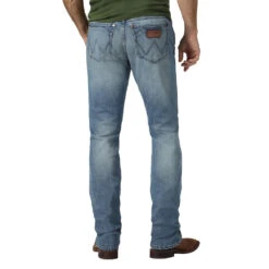 Wrangler Retro Jacksboro Wash 88 Slim Jeans