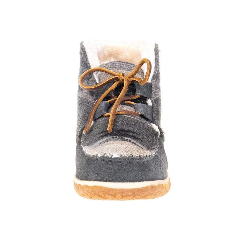 Women's Minnetonka Torrey Grey Casual 4 Women's Minnetonka Torrey Grey Casual - Image 2